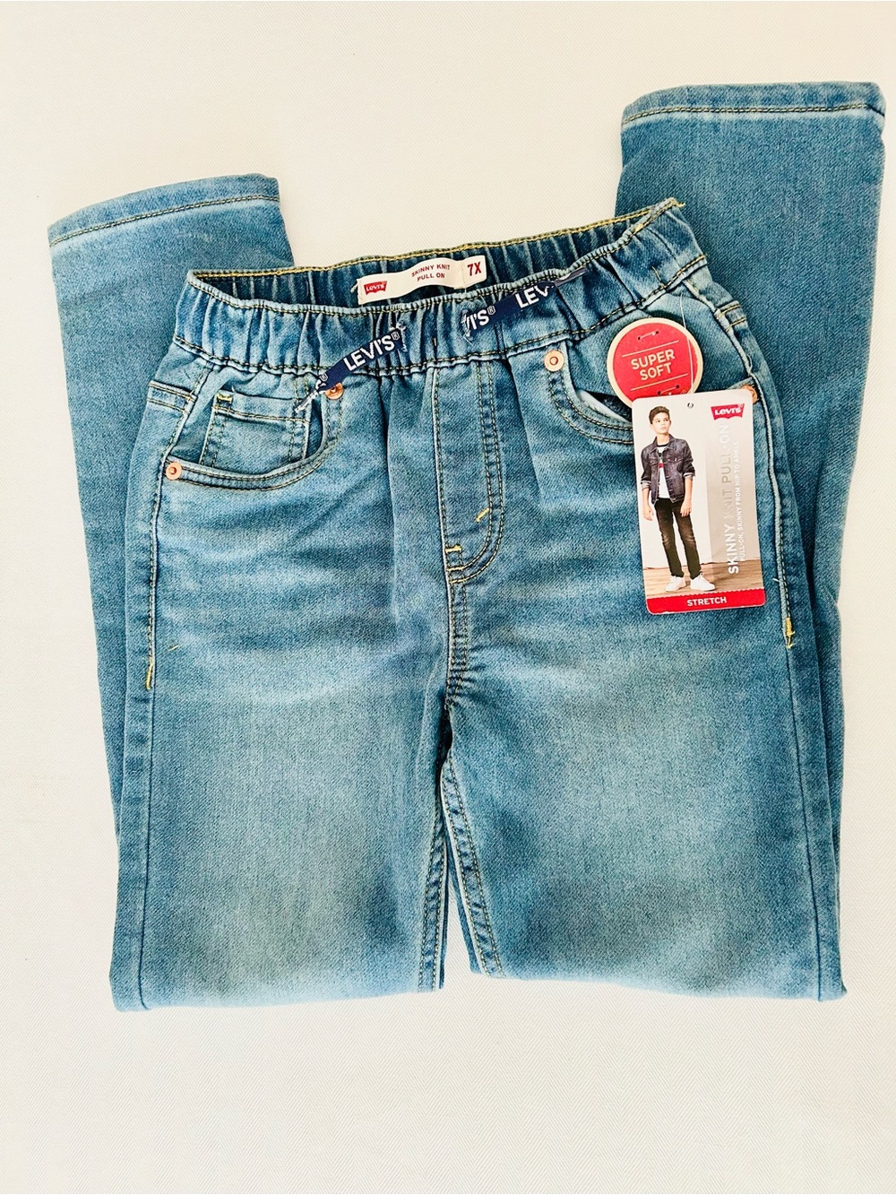 Levi's Boys Skinny Knit Pull On Jeans in Light Blue Wash NWT's